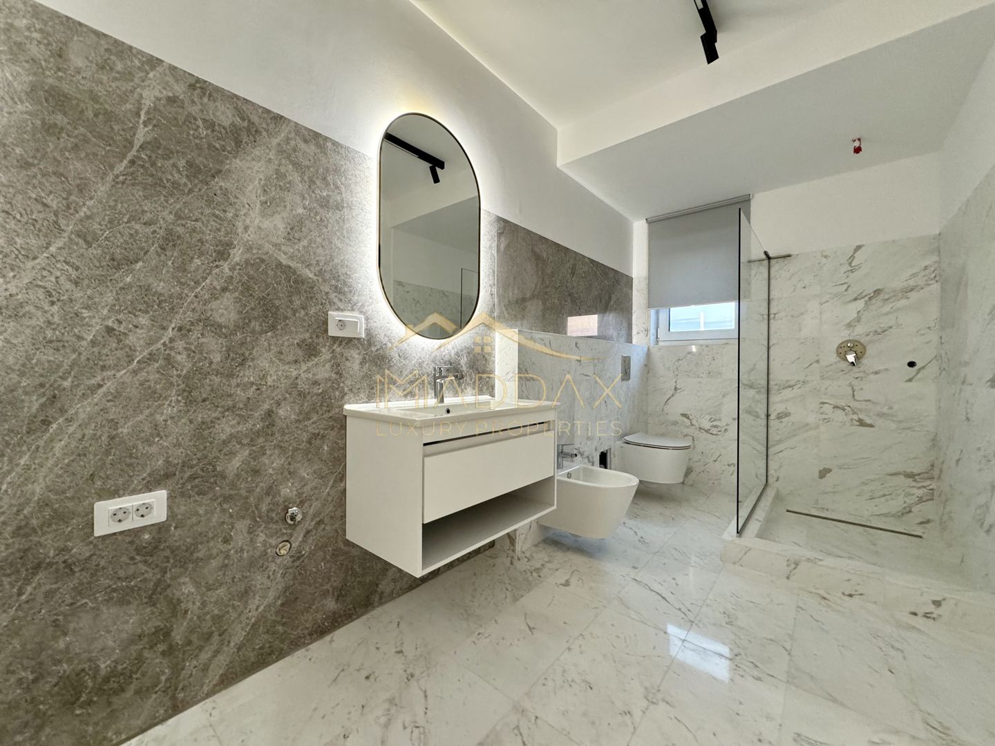 Duplex cu 4 Camere *211mp* / 2 parking / Erou Iancu Nicolae - Poză 43