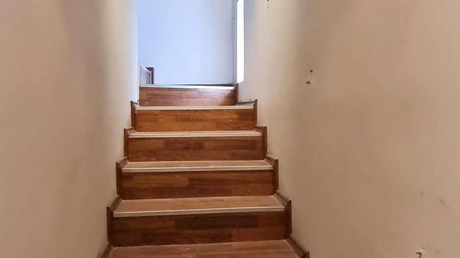 Casă P+M, 4 camere, str Lebedei, singur in curte - 600 E. Comision 0 - Poză 22