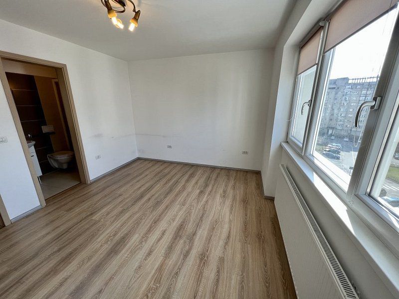 Apartament cu 3 camere de inchiriat in Olimpic, Bd Garii - Poză 9