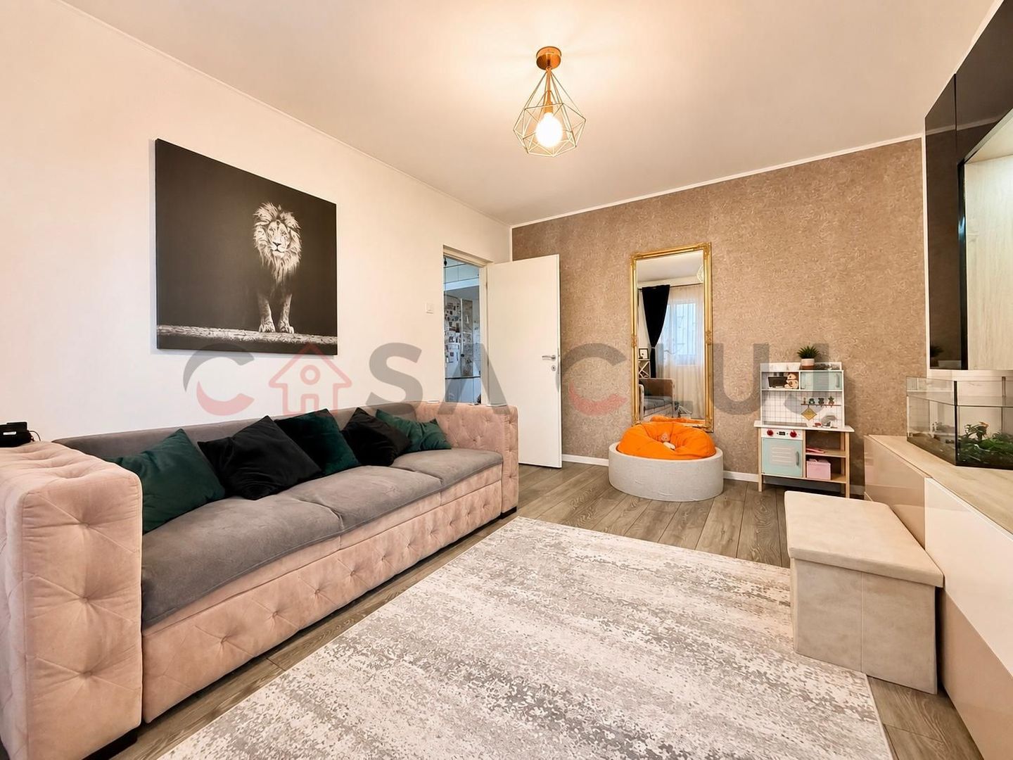 3 camere, la cheie, renovat, etaj intermediar - Poză 2