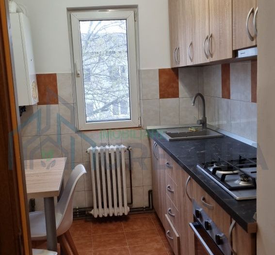 Apartament 2 camere, semidecomandat, în zona Pacurari, Alexandru cel Bun - Poză 1