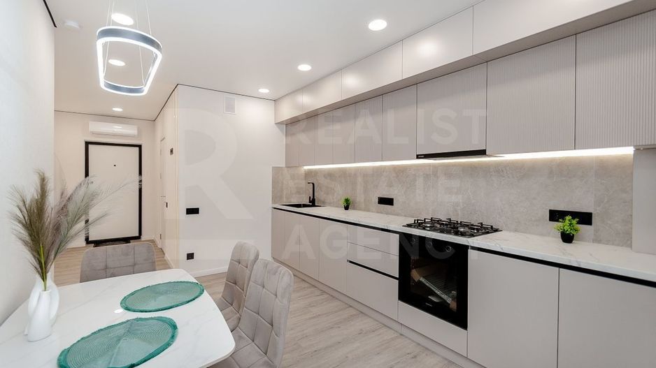 Vânzare, apartament, o cameră, str. Regina Elisabeta, Durlești - Poză 2