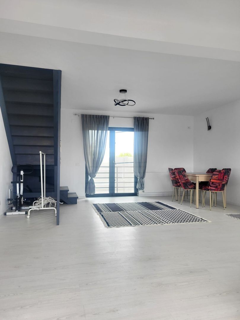 Casa Mogosoaia, constructie noua, 3 bai, zona in dezvoltare, vecini civilizati - Poză 2