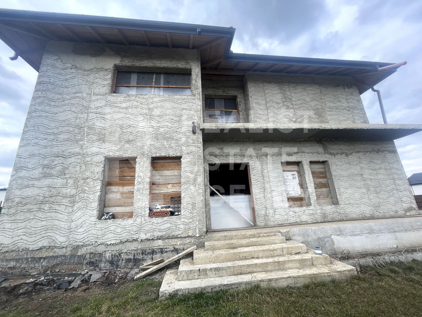 Casă P+E de vânzare Miroslava, Iași – 4 dormitoare, teren 458 mp - Poză 3