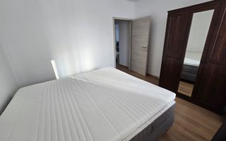 Apartament cu 4 Camere, Complet Mobilat, Lift, Zona Centru - Poză 9