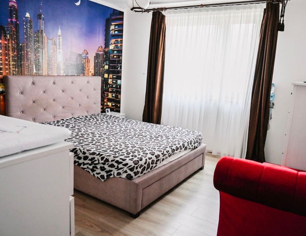 Apartament 3 camere elegant spațios și luminos în cartierul Urban Coresi - Poză 13