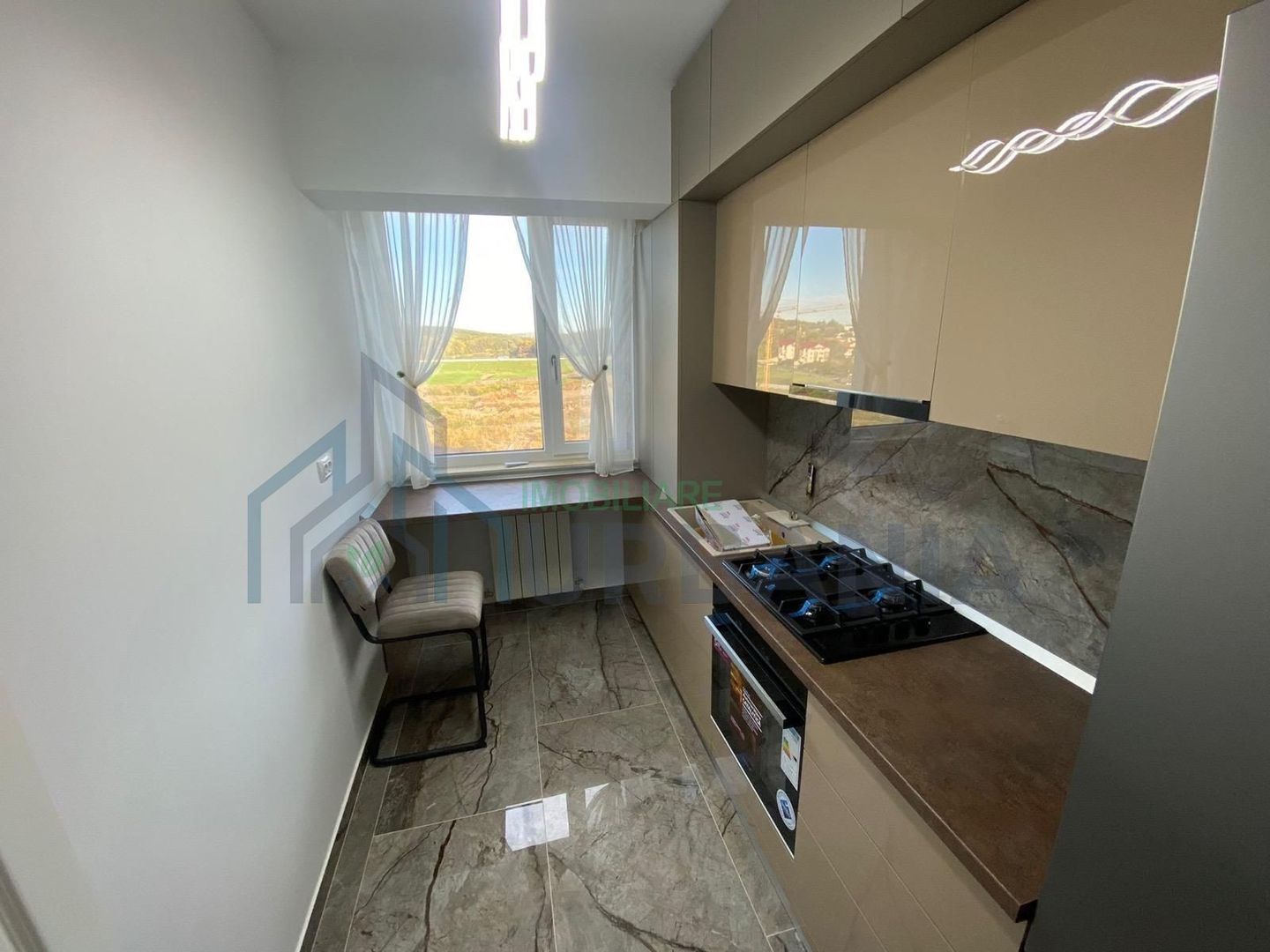 Apartament 2 camere de închiriat, Veneția Residence, Tătărași - Poză 3