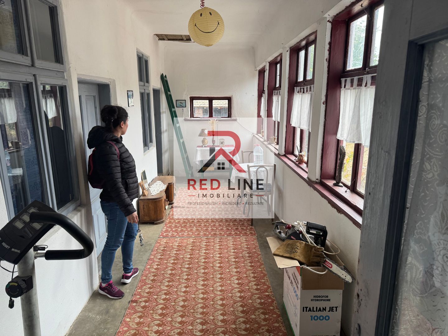 Casă cu anexe de vânzare în Sat Roșiori, Comuna Vânători, jud. Mehedinți - Poză 4
