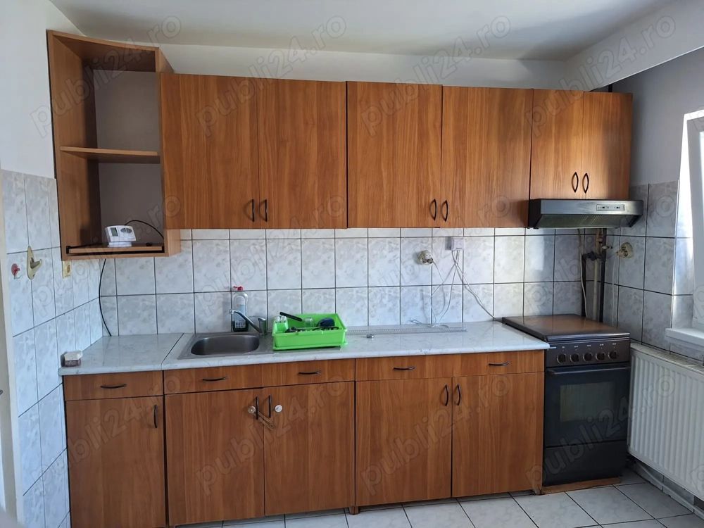 BRASADAS vinde ap 2 cam etaj 4/4 in Carpati 2. - Poză 3