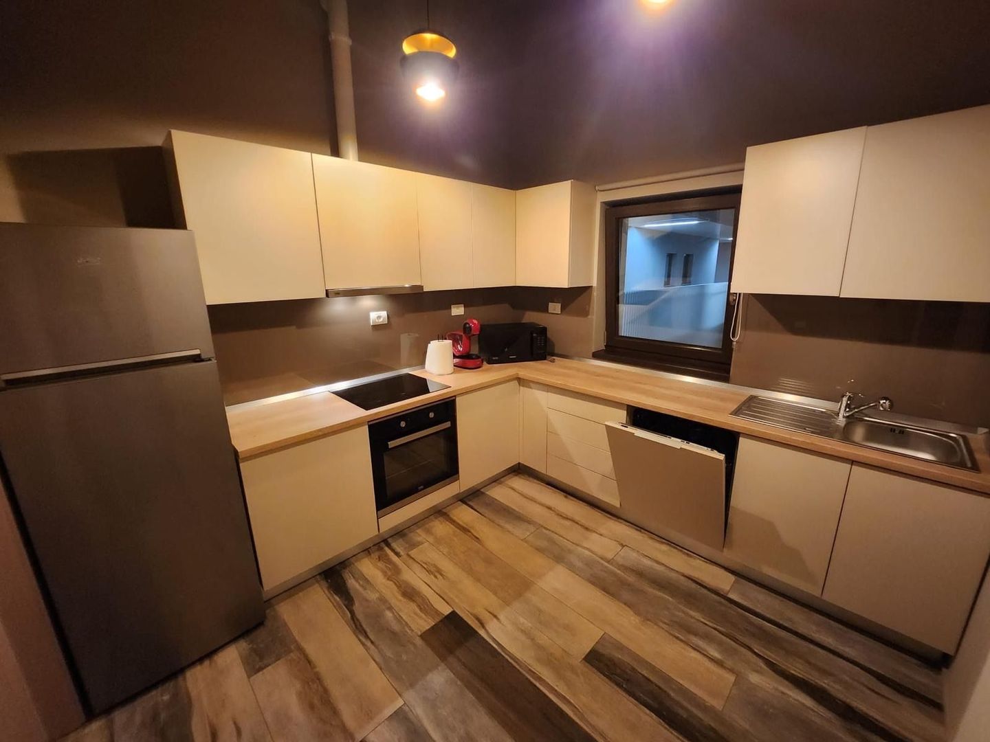 Apartament 2 camere - POZITIE EXCELENTA - Poză 10