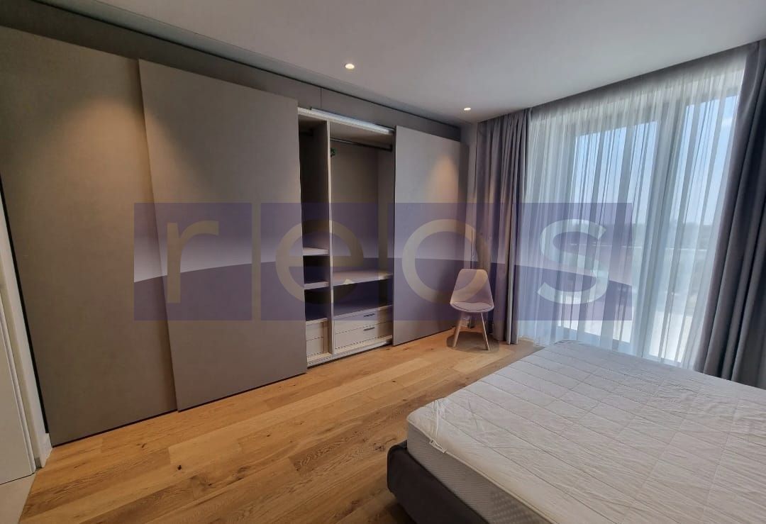 INCHIRIERE 5 CAMERE - DECOMANDAT -2 LOC PARCARE -FLOREASA - Poză 3