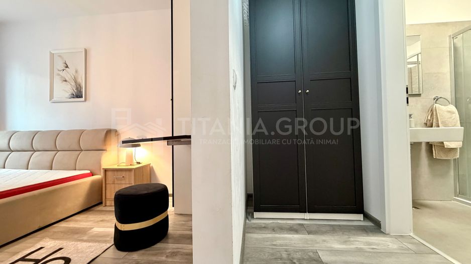 Apartament spatios 3 camere decomandat, parcare, zona Coresi, 3-6 luni - Poză 3
