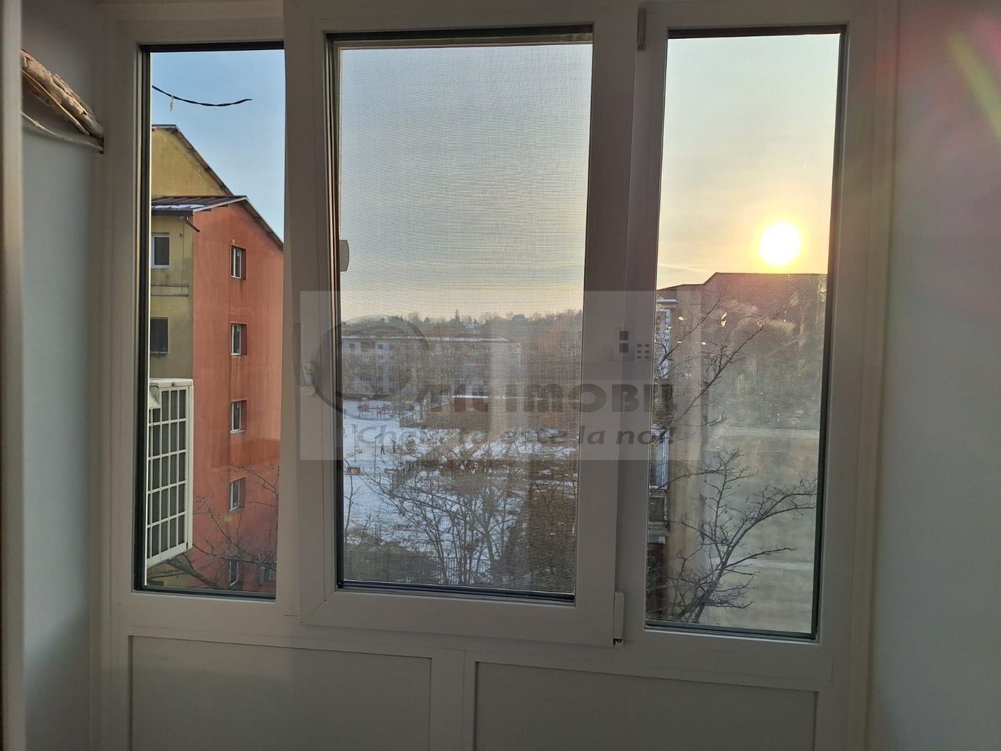 Garsonieră proaspăt renovată – | Zona Gara Nicolina| - Poză 7