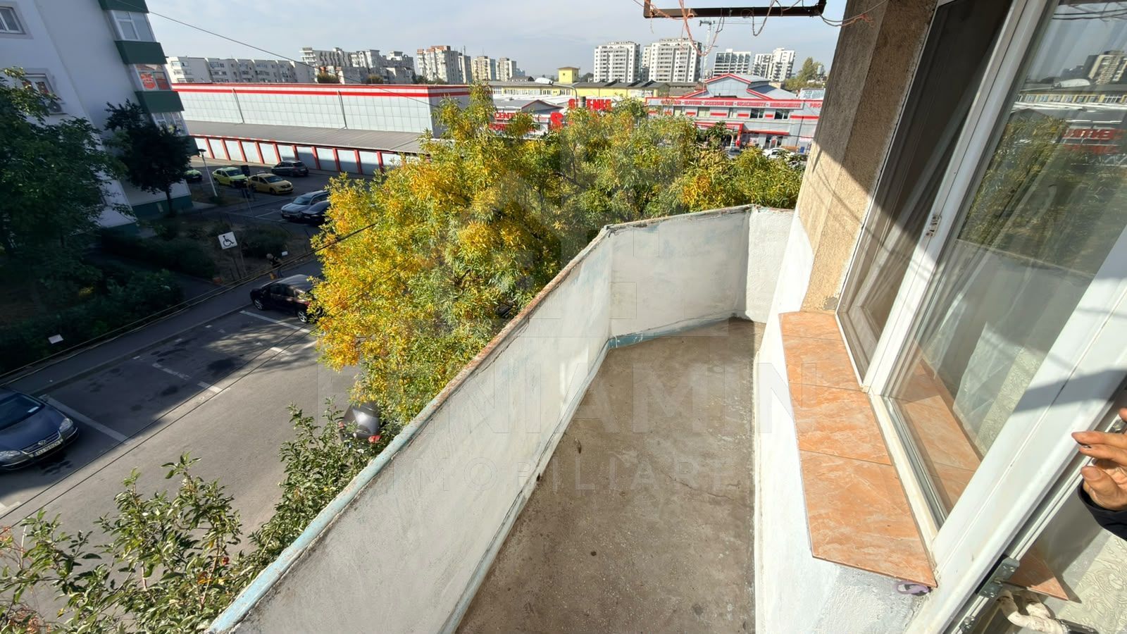Garsoniera decomandata zona Sucpi Electroputere etaj 2 centrala - Poză 6