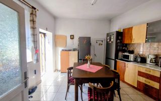 Corp de Casa de Vanzare - Poză 4