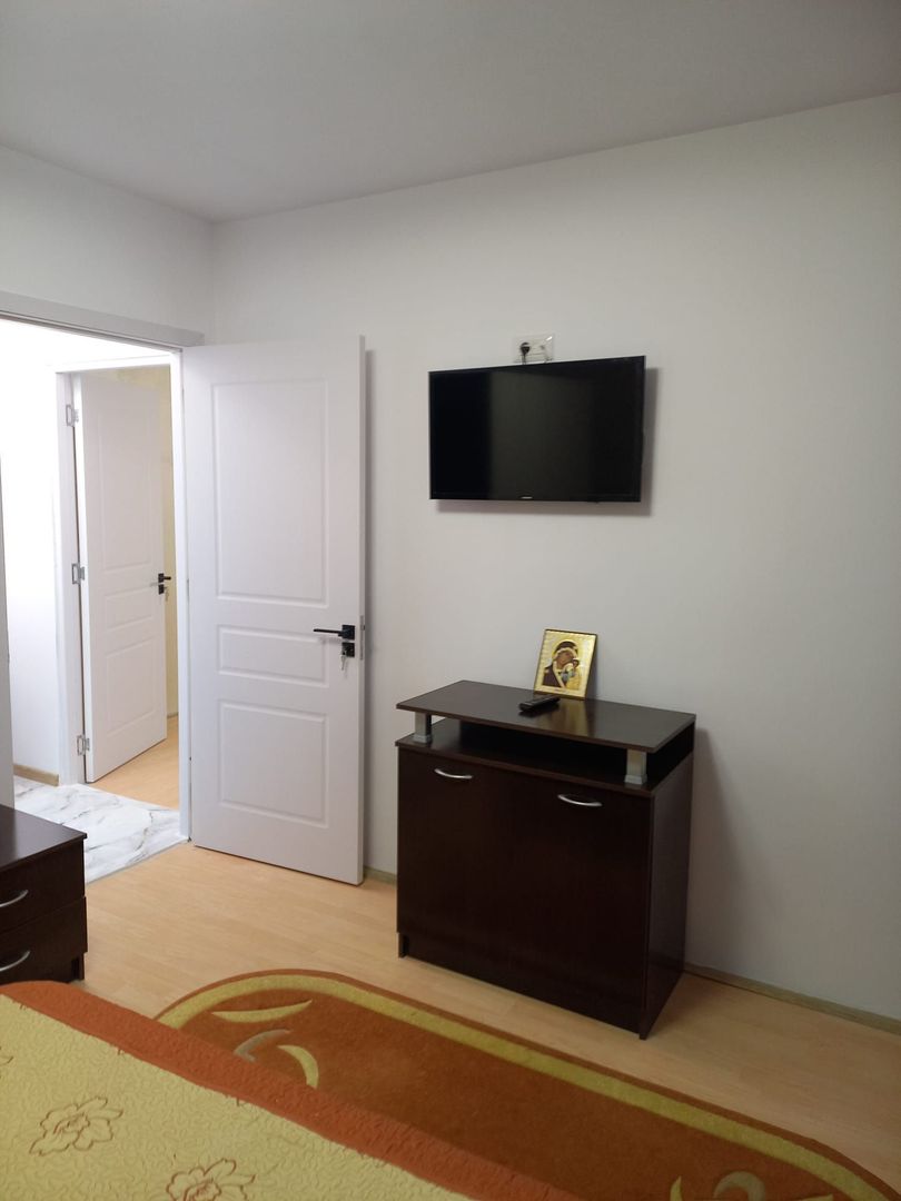 AP. 2 CAMERE BABA NOVAC, BUCATARIE INCHISA, MOBILAT/UTILAT COMPLET - Poză 5