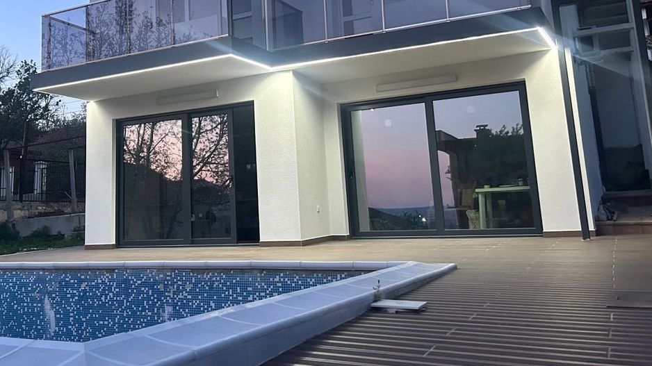 Vila cu piscina stațiunea Albena, pe malul Mării Negre - Poză 7