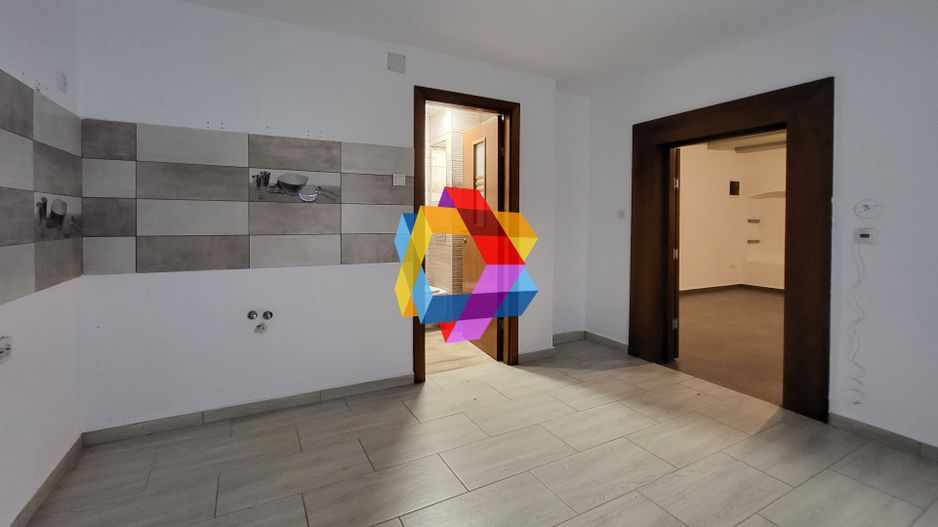 Spatiu comercial Ultracentaral - 83mp # plus-imo.ro - Poză 6