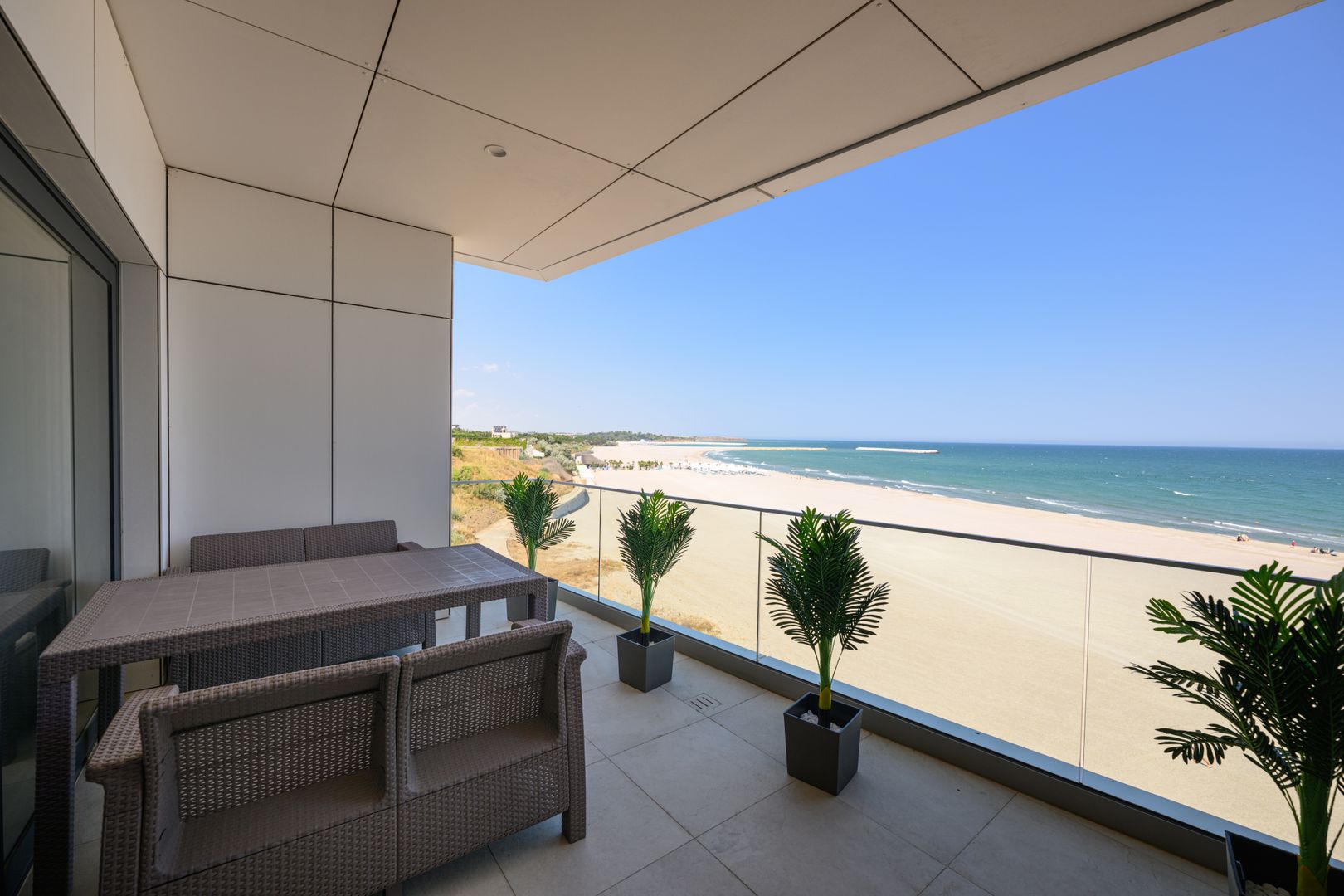 PENTHOUSE CU PISCINA, VEDERE PANORAMICA LA MARE/FALEZA OLIMP - Poză 12