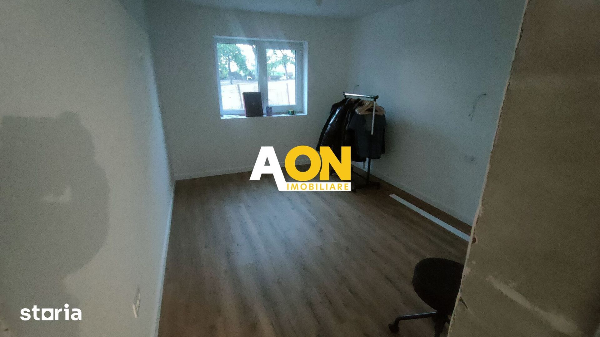 Casă 4 Camere, 2 Bai, 900mp Teren - Poză 7