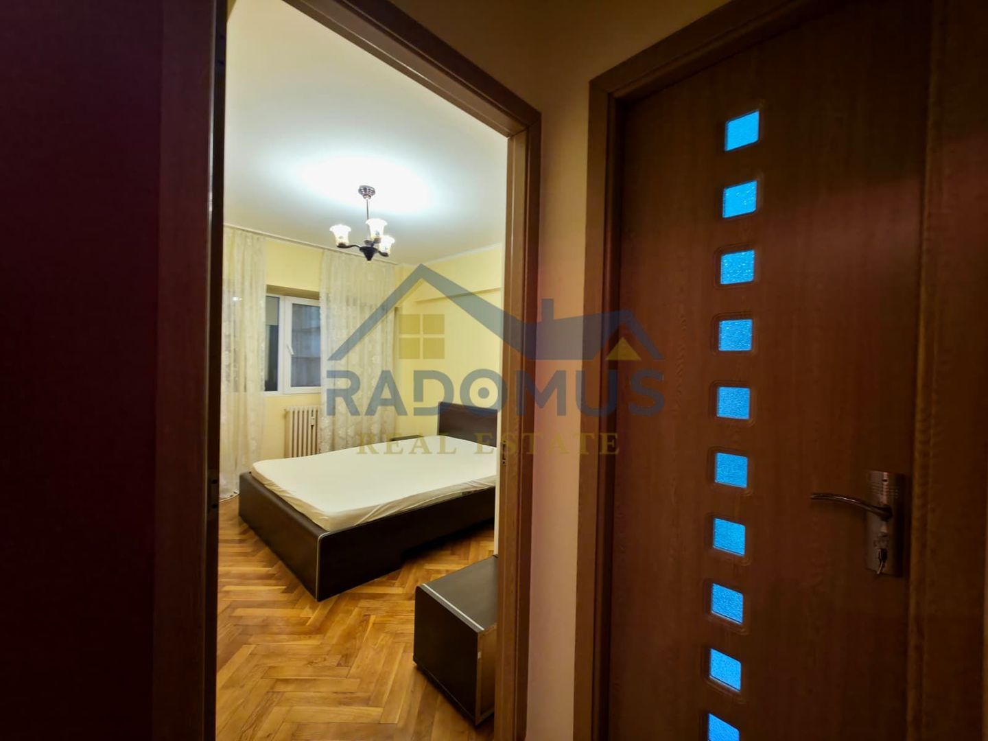 Apartament ultracentral – Ploiești - Mobilat/Utilat - 350 € - Poză 4