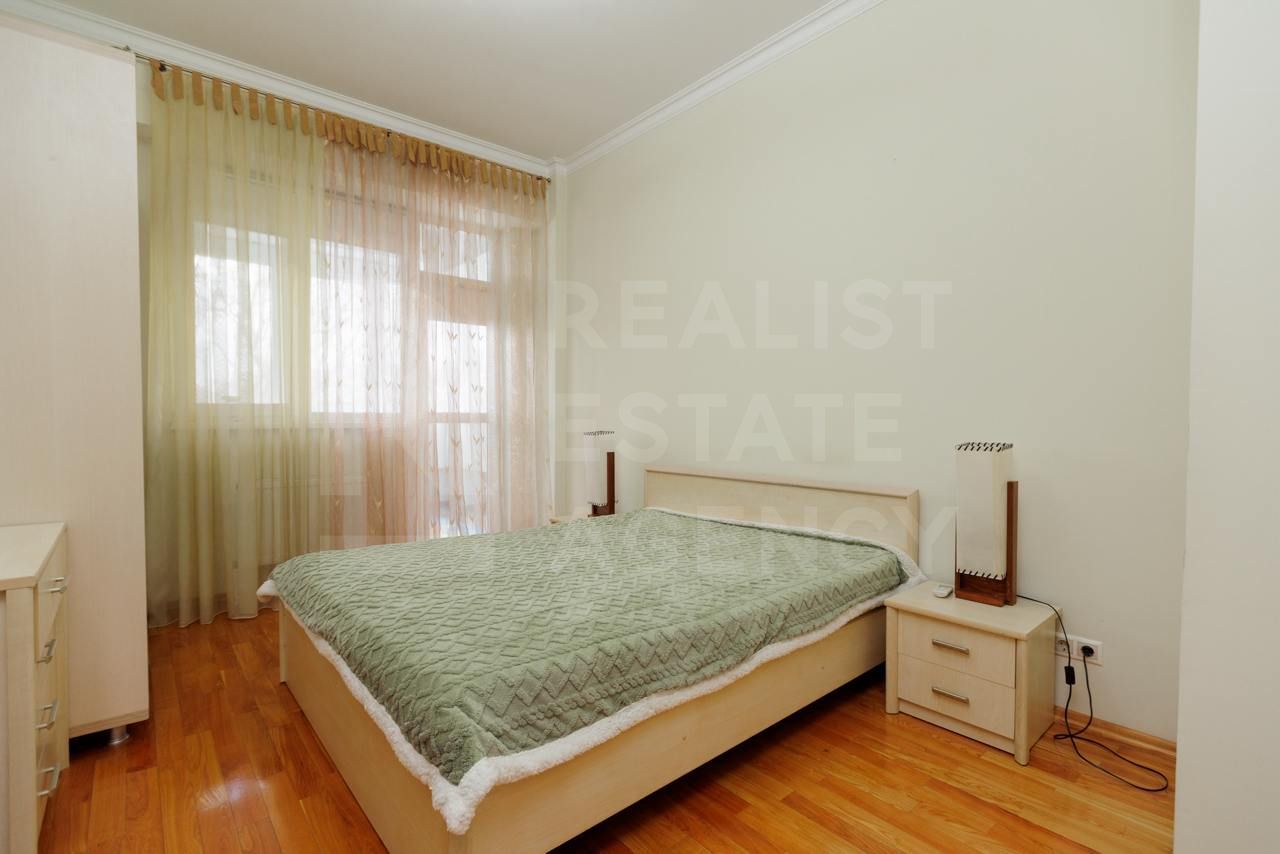 Chirie, apartament, 1 cameră + living, str. 31 August, Centru - Poză 6