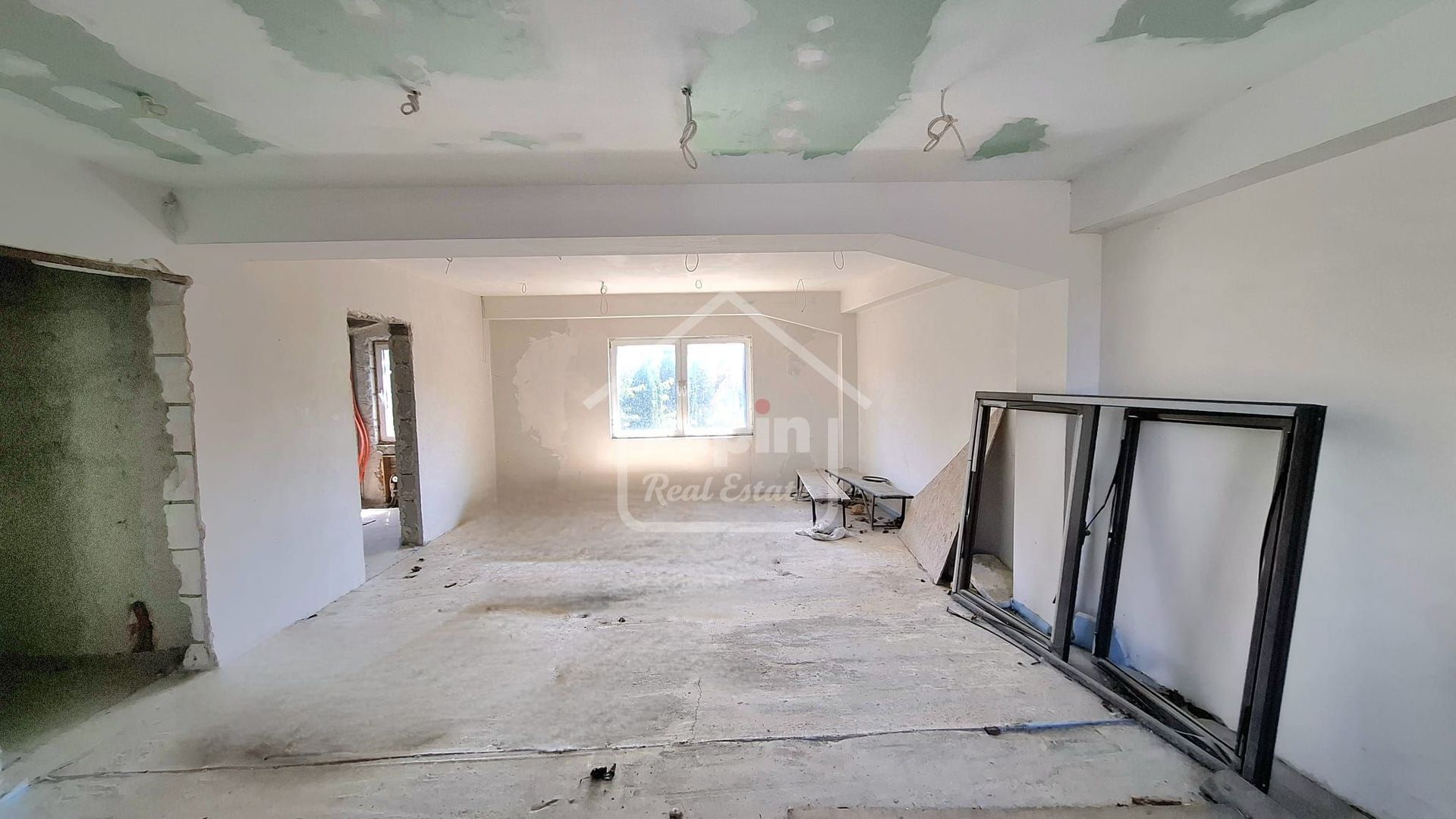 Constructie Versatila Central - Poză 8