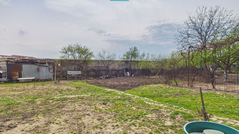 2 case separate + curte 1400 mp – Zona Dâmbovița - Poză 26