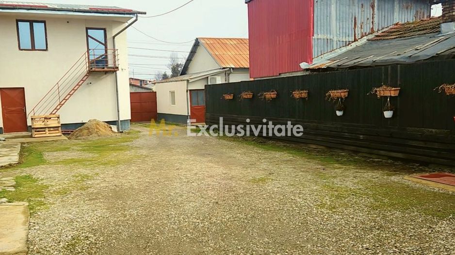 Vila 290mp + 4 spatii comerciale/chiriasi /depozitare, teren 1401 mp, acces DN1 - Poză 26