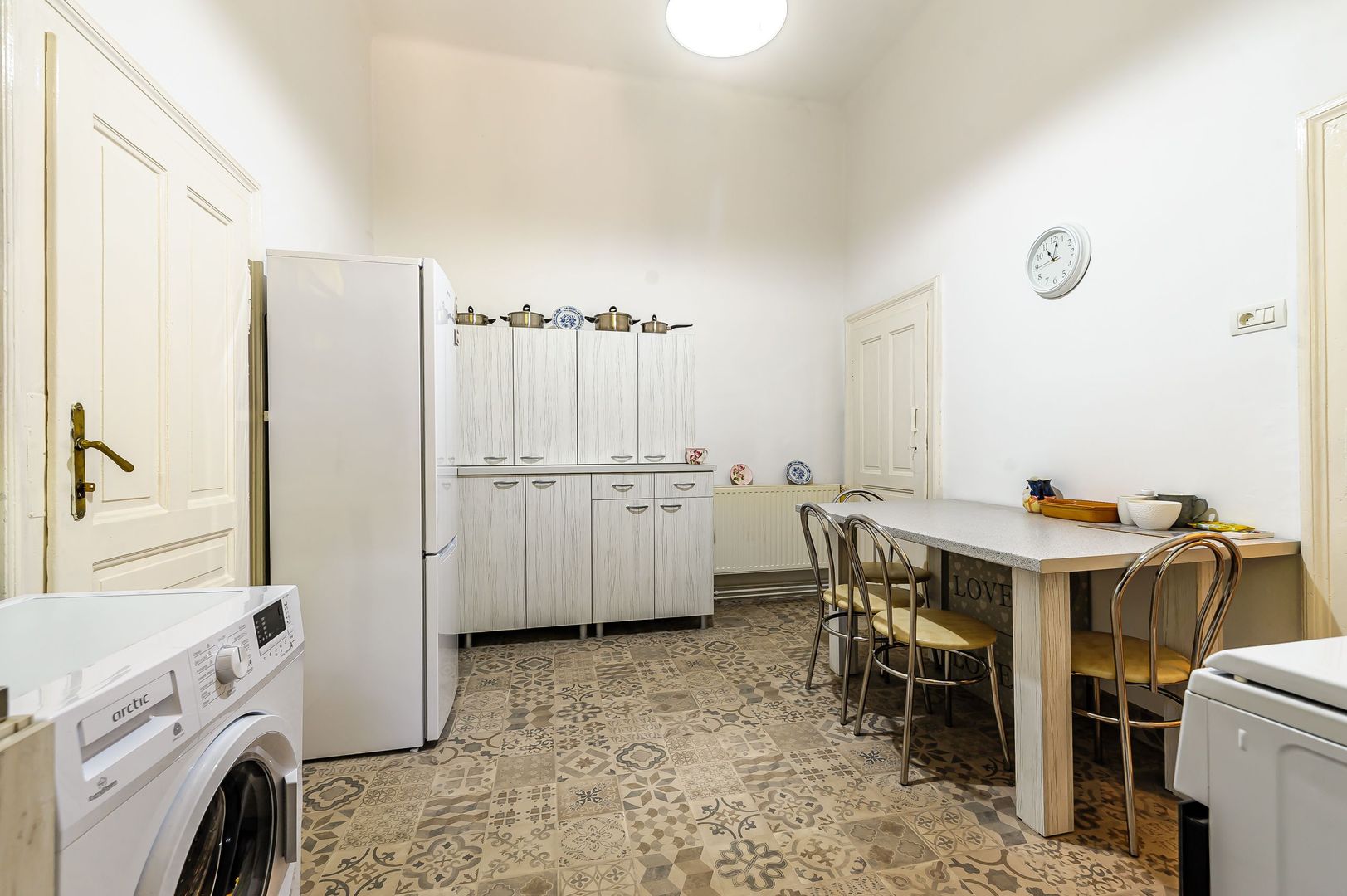 Apartament cu 4 camere zonă ultracentrală - Poză 4