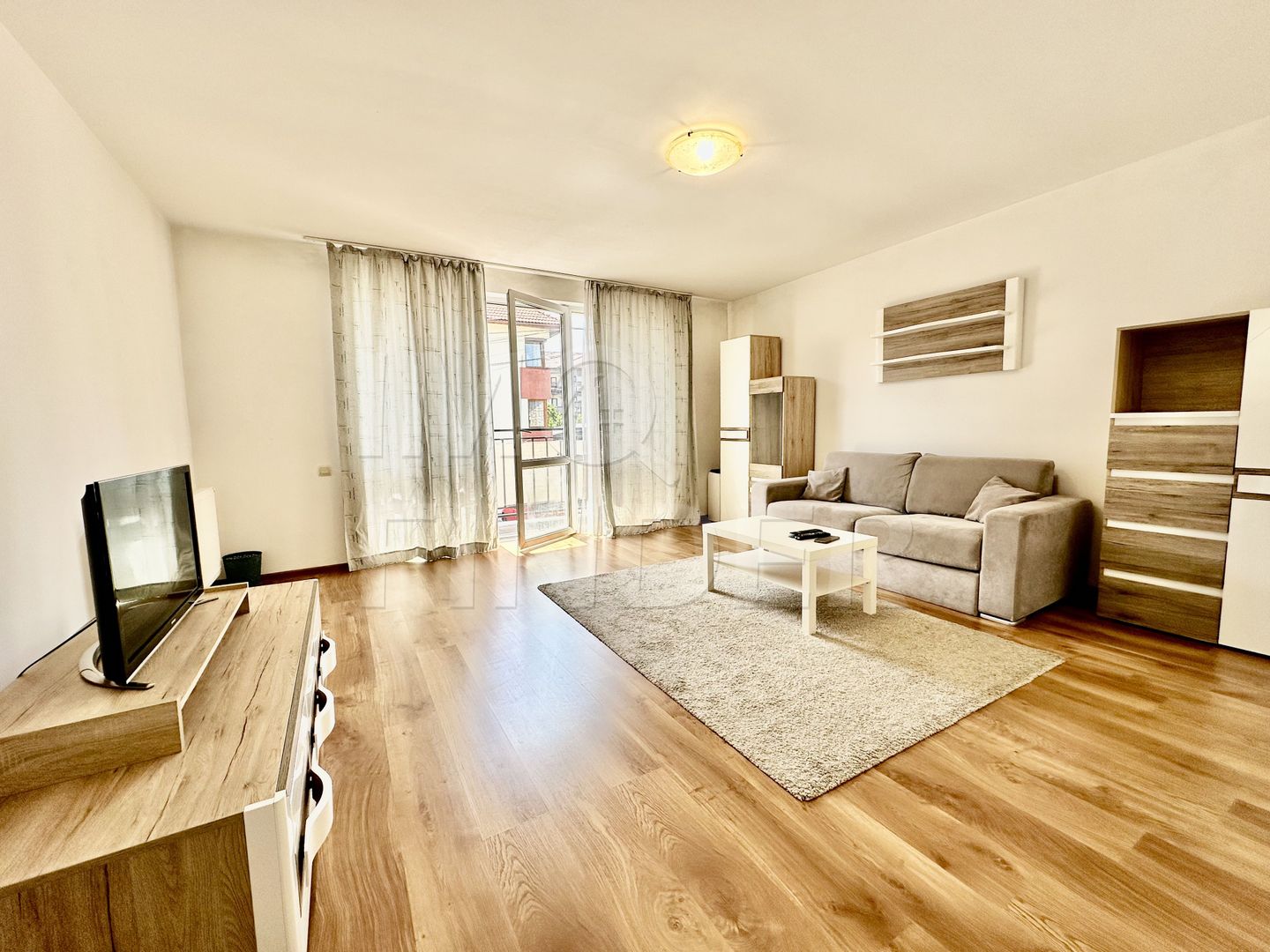 Vanzare 2 camere, in vila, etaj 1, decomandat, 63 mp utili, parcare - Poză 11