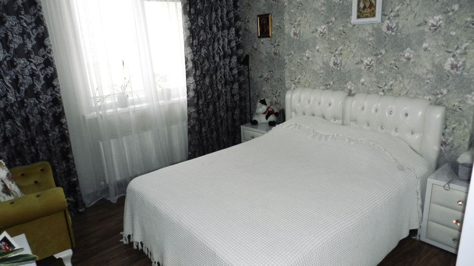 Apartament cu două dormitoare și living comasat cu bucătărie - Poză 10