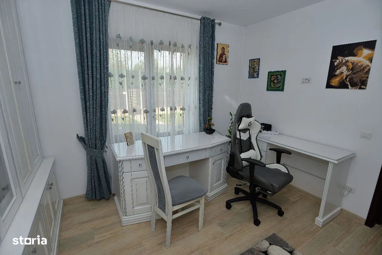 Casa individuala 7 camere Targu Neamt - Poză 7