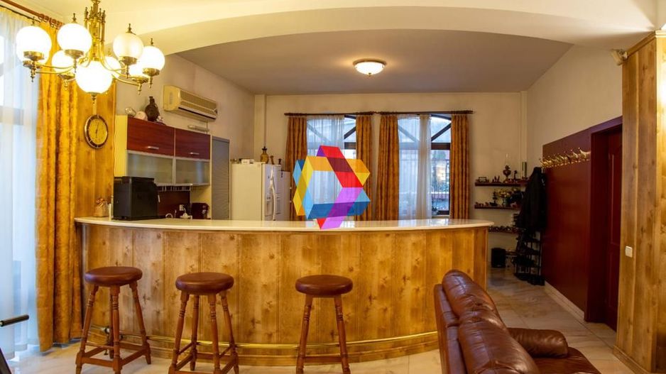 Conac cu piscina - 1810 mp - Poză 8