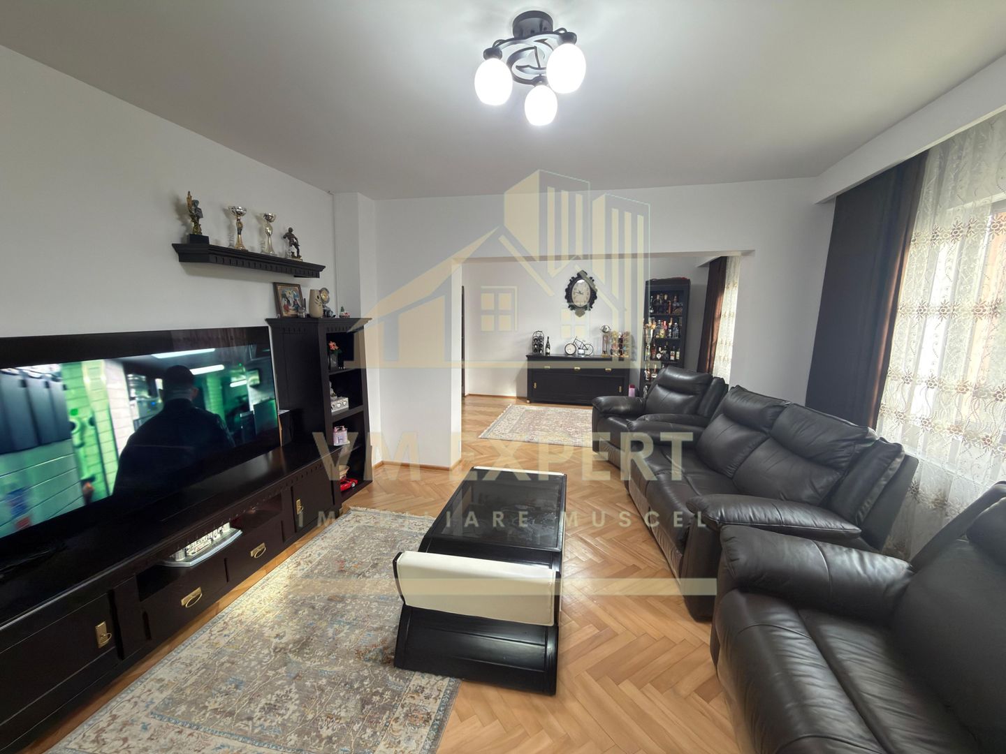 VILA S+P+E-306 MP, TEREN 2078 MP, CAMPULUNG - Poză 67