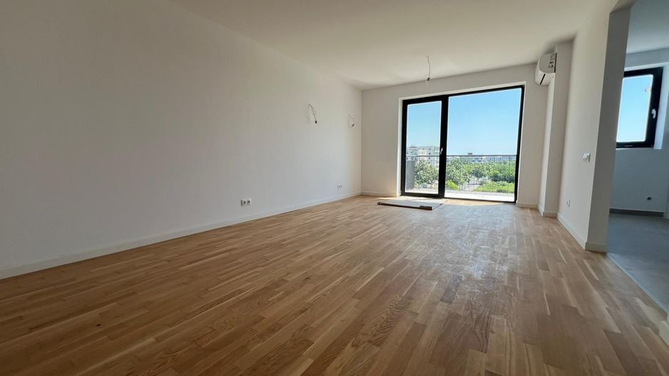 Apartament 2 Camere | Balcon cu Vedere spre Lac | Aproape de Metrou - Poză 3