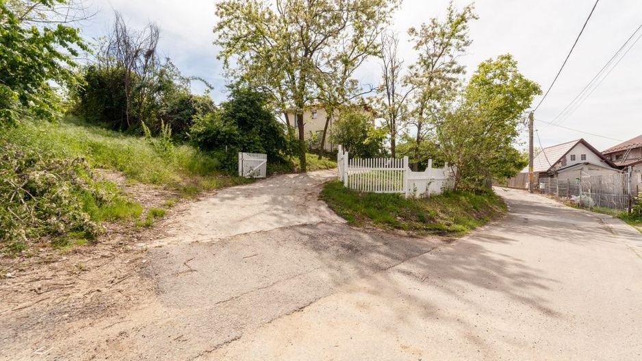 Casă de vânzare în Geamăna – Strada Fântânii ! - Poză 22