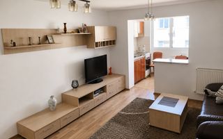 Apartament de închiriat 3 camere, 63mp utili, mobilat, utilat, Cetate - Poză 2