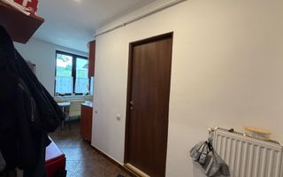 Apartament de 2 camere, decomandat, 54 mp, 2 parcari, zona Garii - Poză 4