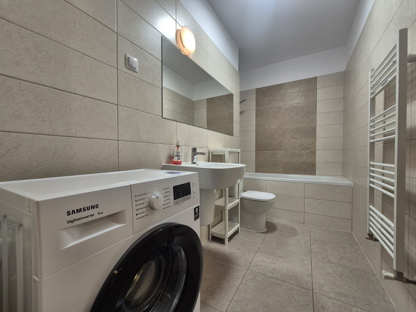 Exclusivitate -Apartament în bloc nou, Intrare Răcădău, cu priveliște spre Tâmpa - Poză 8