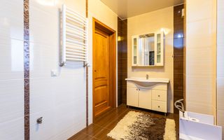 Vânzare, casă, 2 nivele, 6 camere, strada Luceafărul, Ciorescu - Poză 37