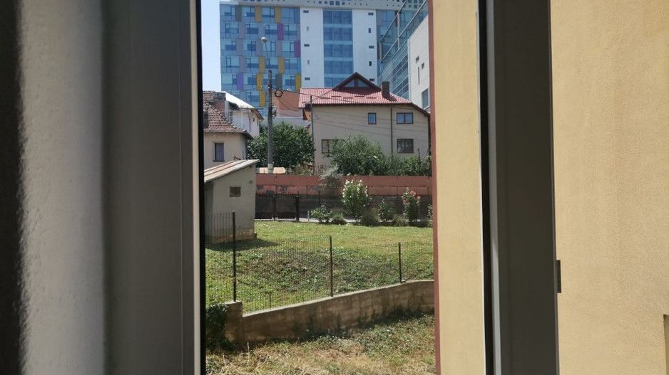 Vanzare apartament centru - Forum, parter - Poză 3