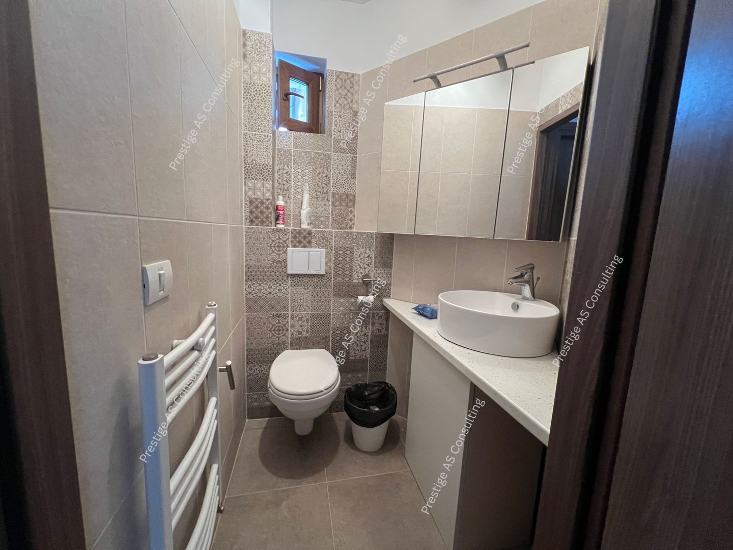 Casa 7 incaperi + Anexe | 1420mp Teren | La Intrare in Dumbravita - Poză 11