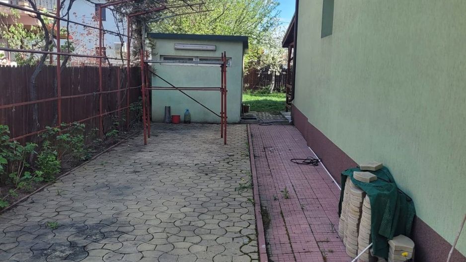 Vilă spațioasă S+P+1E+M | Chitila | Str. 8 Martie - Poză 6