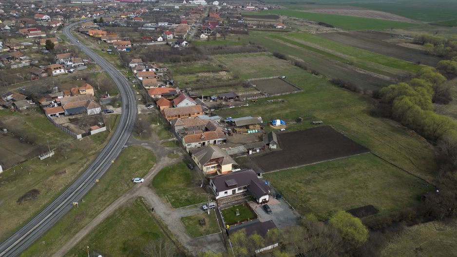 Proprietate imobiliară cu potențial extraordinar! - Poză 46