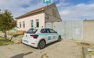 Casă spatioasă și solidă în Pecica - Poză 2