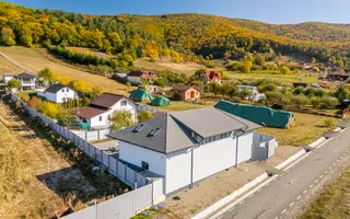 Vila 5 dormitoare | Pensiune | Proprietate versatilă în Marcus, Brașov - Poză 23