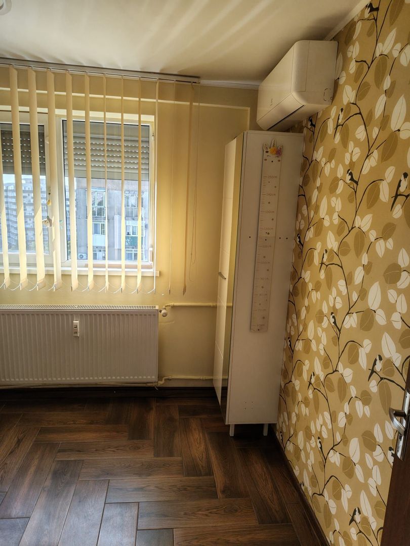 Vanzare Apartament 2 camere 48 mp, renovat, mobilat, 2 min metrou Romancierilor - Poză 3