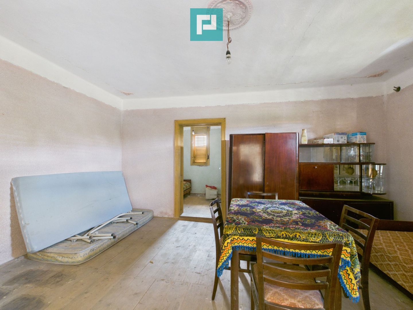 Casă semifinisată, cu 5 camere, în Bonțești Arad - Poză 11