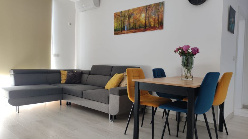 Apartament cu 3 camere, 2 bai si loc de parcare - Poză 3